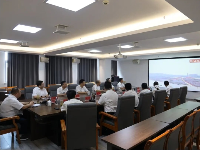 市城投集團集中收聽收看紀念中國人民抗日戰爭暨世界反法西斯戰爭勝利80周年大會